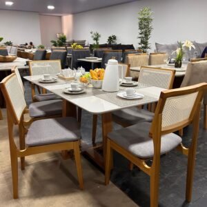 mesa pedro com 6 cadeiras de telinha