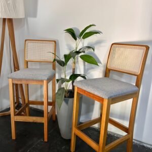 polltrona rubi  com encosto de telinha